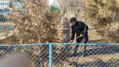 🌳🌳”ТАЗА ҚАЗАҚСТАН» ЭКОЛОГИЯЛЫҚ АКЦИЯСЫ🌳🌳 ☘️Отырар ауданының білім бөліміне қарасты “Көкмардан жалпы білім беретін мектеп” коммуналдық мемлекеттік мекемесінде  &quot;Таза Қазақстан&quot; Республикалық акциясы аясында мектеп ауласында тазалық жұмыстары жүргізілді