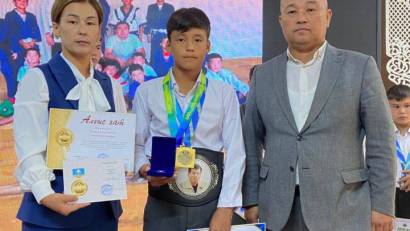 🥇&quot;Күрестен жарқын жеңіс!&quot; Спорт — денсаулық кепілі. Дені саудың жаны сау. Денсаулық адамның ең қымбат дүниесі. Сондықтан да біз денсаулығымызды нығайту үшін спортпен шұғылдануымыз керек. Спортпен шұғылданып, еліміздің көк байрағын желбіретіп, әнұранымызд