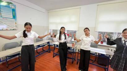 Көкмардан жалпы білім беретін мектебінде педагог- психолог: Мамбетәлі Айгүл 7-сынып оқушыларымен Аутодеструктивті мінез-құлқы бар оқушыларды анықтау мақсатында диагностикалық  жұмыстар алынып және де тренинг сабақтары жүргізілді. Тренинг барысында оқушыла