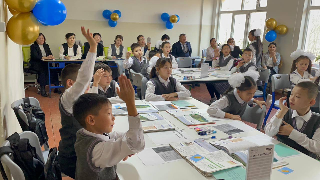 «Қазақ тілі мен әдебиеті сабақтарында білім алушылардың цифрлық дағдыларын дамыту"тақырыбындағы аудандық семинар