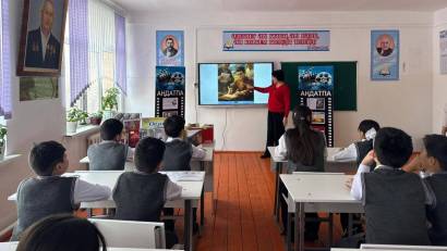 "Бауыржан Момышұлы-ержүрек,нағыз батыр иесі" такырыбында кітап көрмесі 